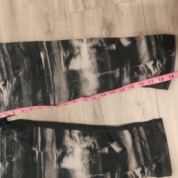 Under Armour Fitted Capri - Picture 6 of 6